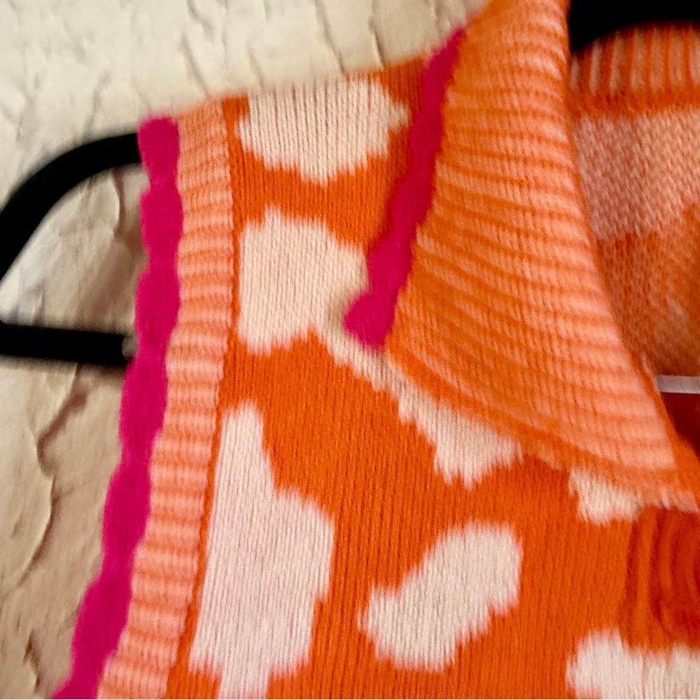 SHEIN Orange and White Cowl Neck Sweater Vest - Picture 2 of 8